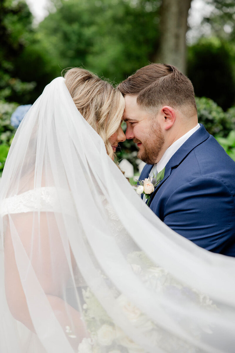 bride and groom embracing atlanta wedding