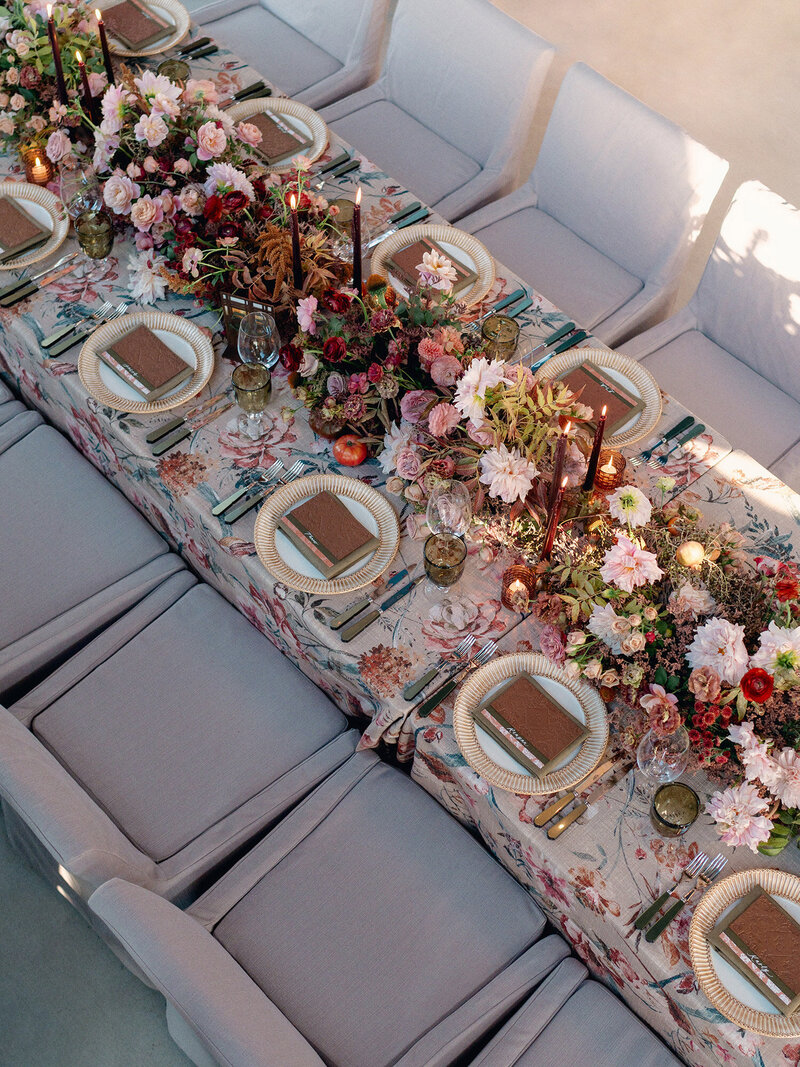 Autumn-Maximalist-Wedding-with-rich-tones-blue-velvet-draping-Ashley-Ludaescher-Photography-Vanessa-Noel-Events-0014