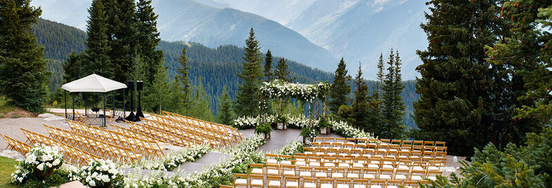 The Little Nell is Colorado's best wedding venue.