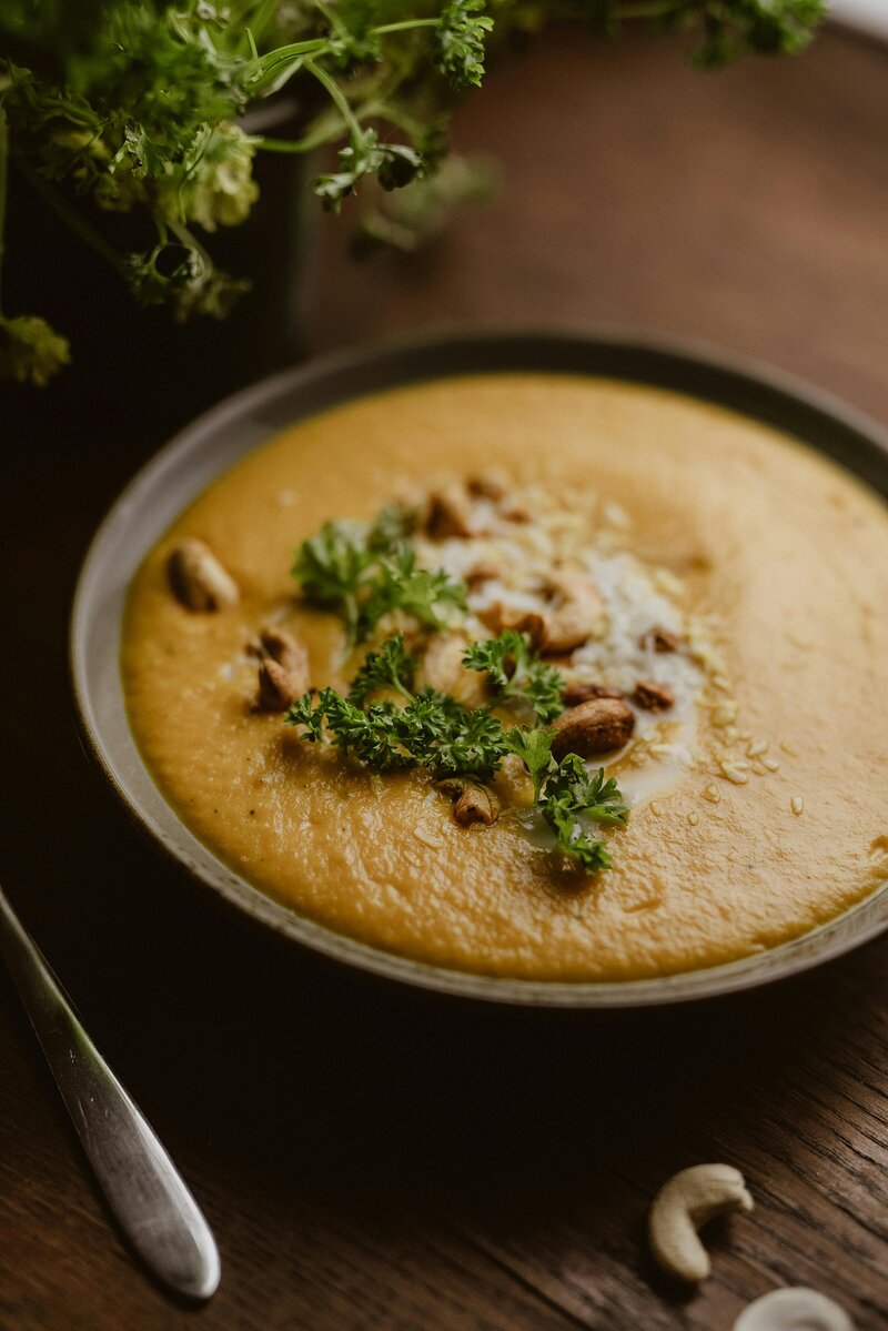 Private party planning with chauffeur service by Anett Tarcsay.