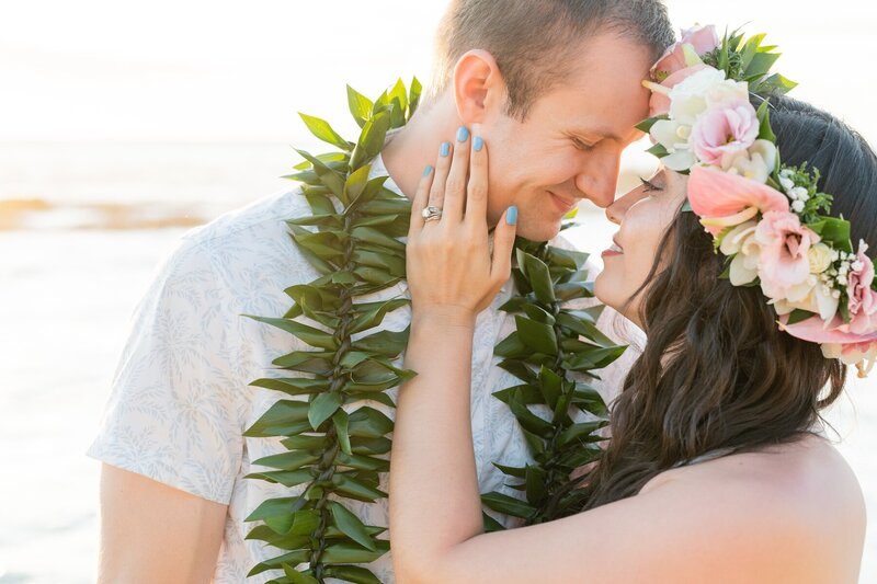 Oahu proposal photo session image of Man and woman