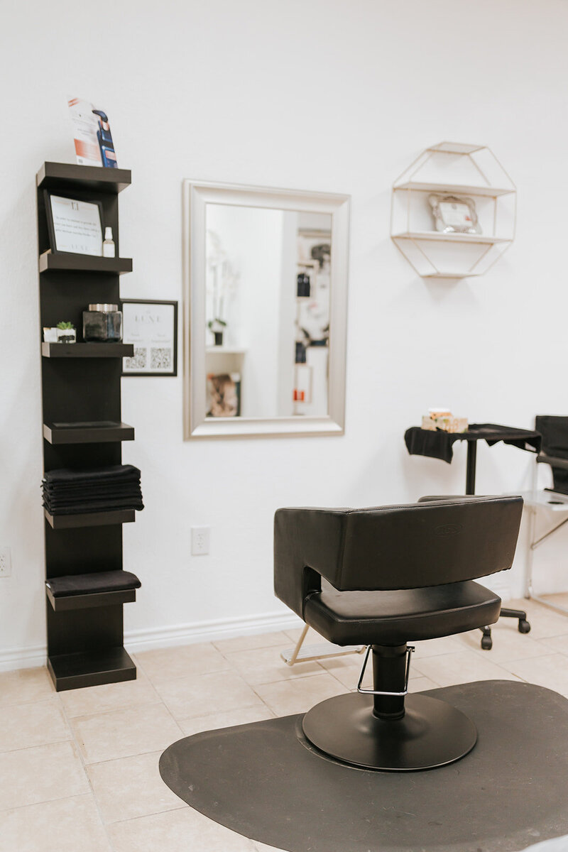 Luxe salon hair station