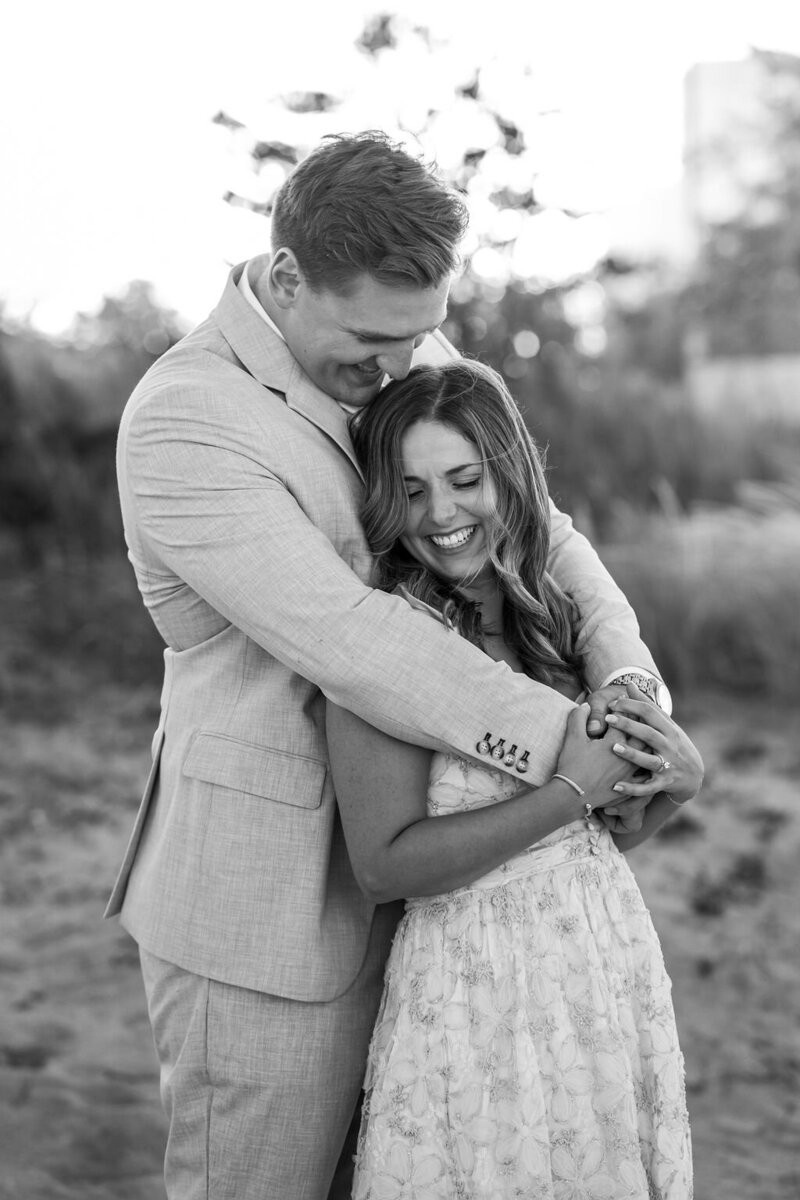 north-avenue-pier-engagement-session (28)