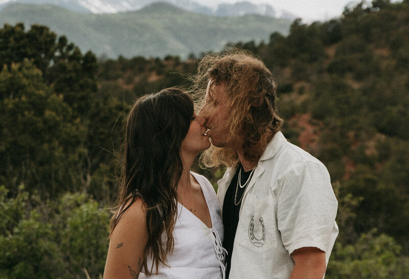 cinematic-colorado-engagement