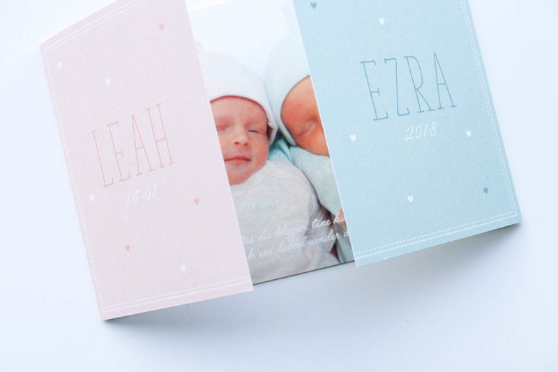 Zachtroze & mintgroen geboortekaartje Leah & Ezra