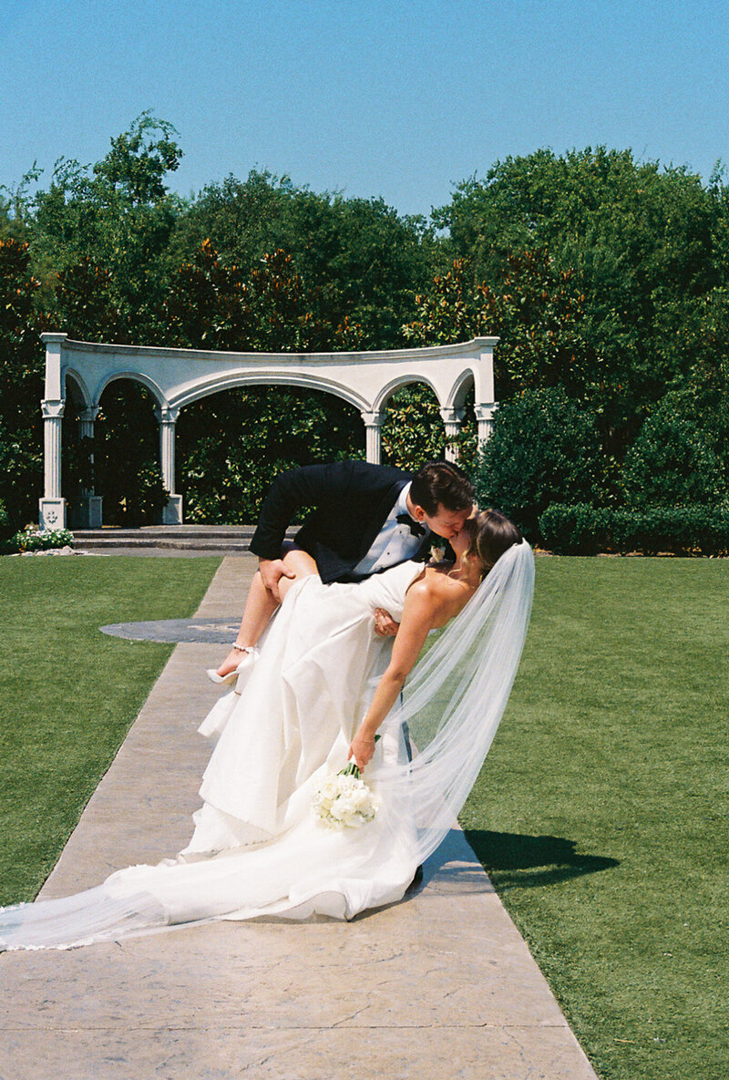 0710107_0710107-R1-035-16