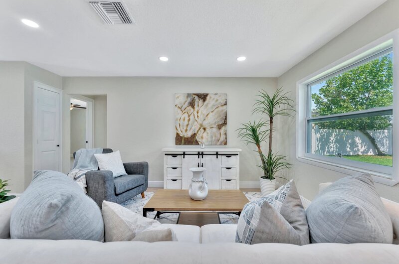 Salt & Shore Staging_Great Room Staging_Seminole Florida