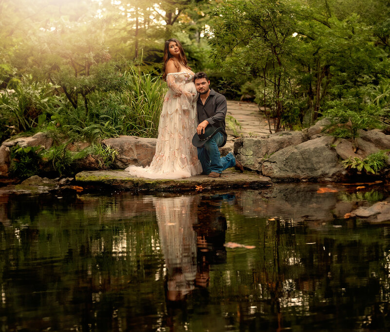 Maternity photos in Charlotte NC