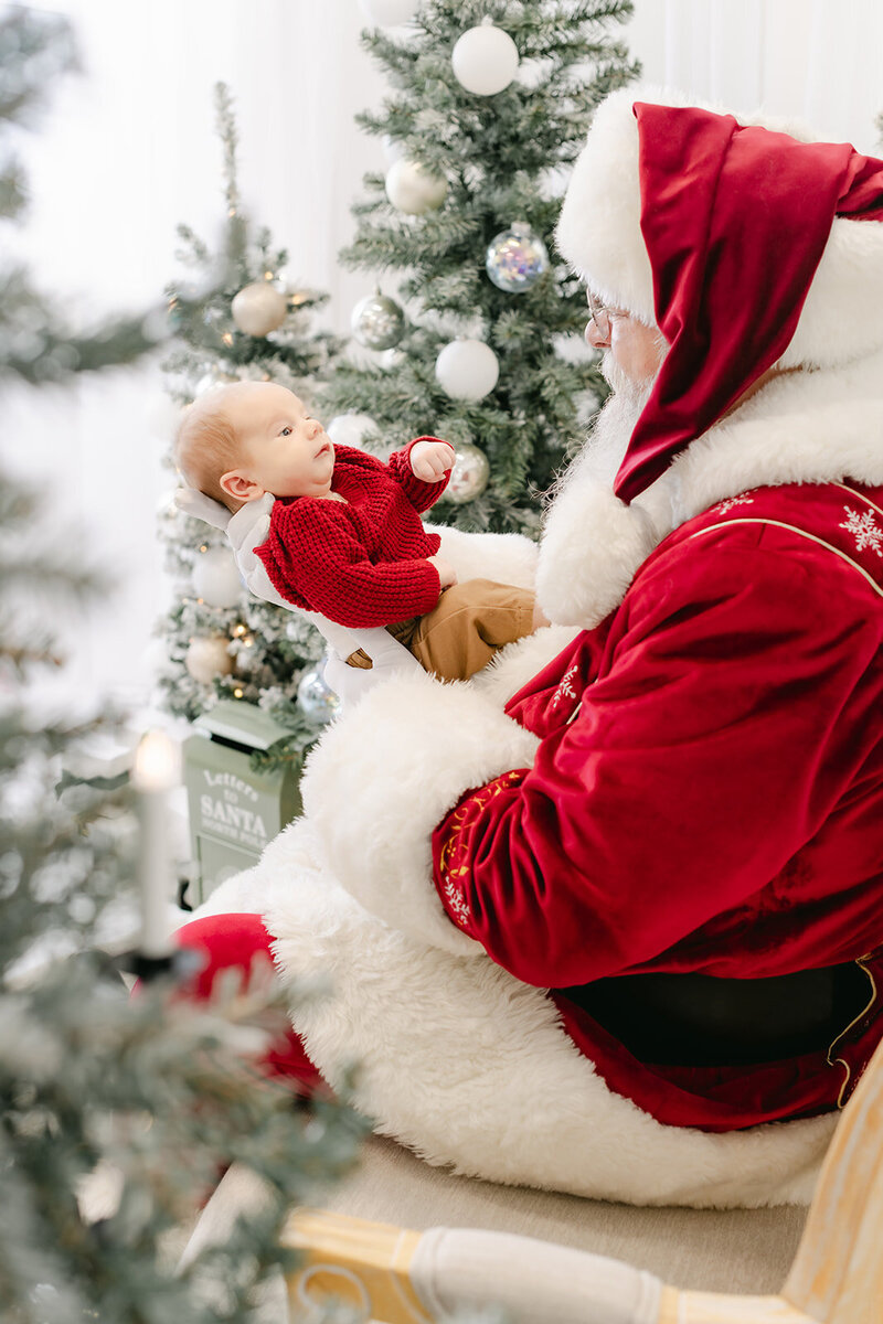 2024 Flavan Family _ Santa Experience-2012