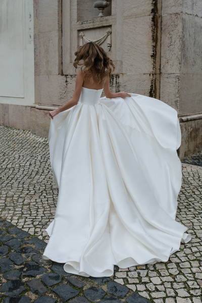 E457-Adelina-02-400x600-950dd6f