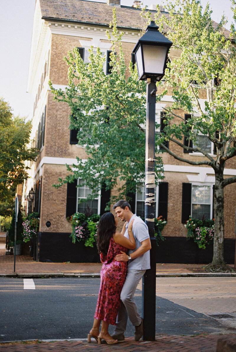 Old-Town-Alexandria-Engagement-Session-on-35mm-Vintage-Film-13