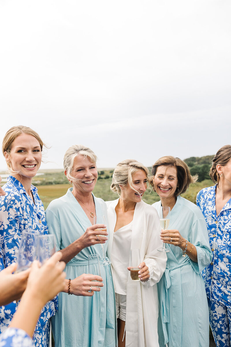 J + J - Julia Getting Ready (Ellen Sargent Photography)-57