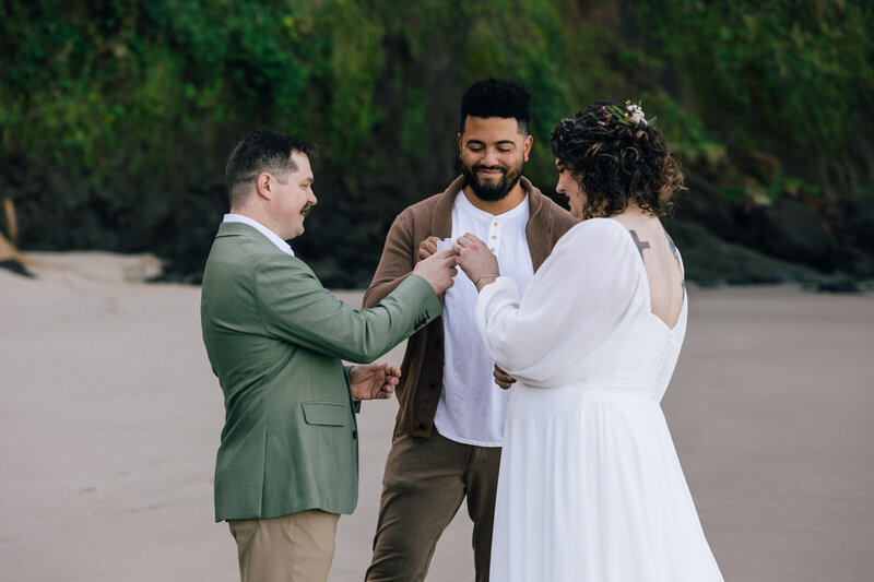 Hobbit-Beach-Oregon-Elopement-6