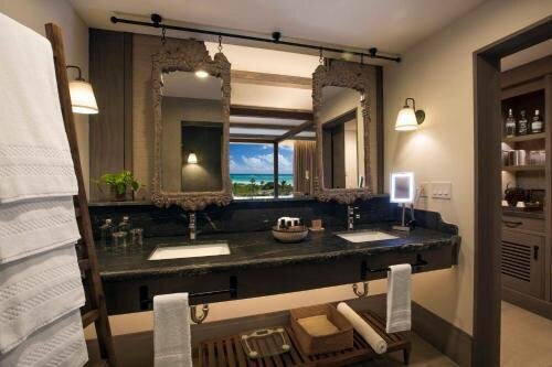 Unico Bathroom
