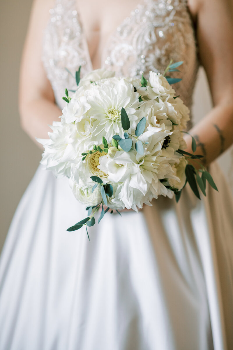 wedding flowers dress-1
