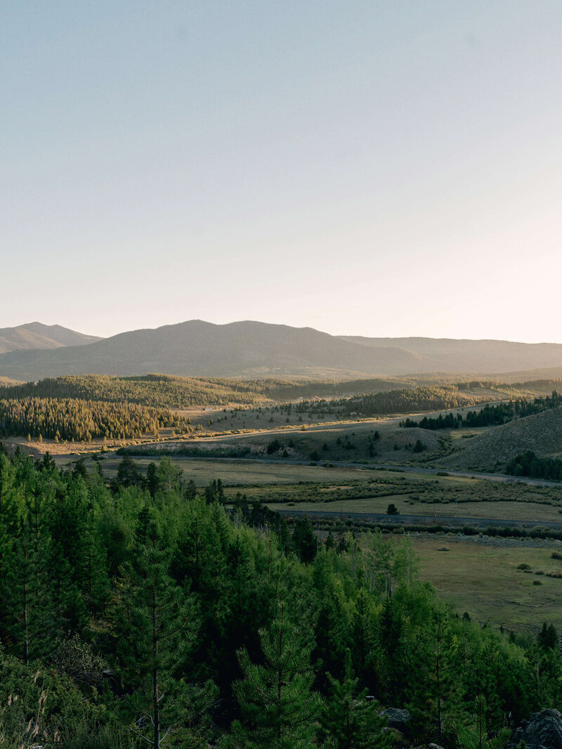 Devils-Thumb-Ranch-Wedding-Photographer-0003