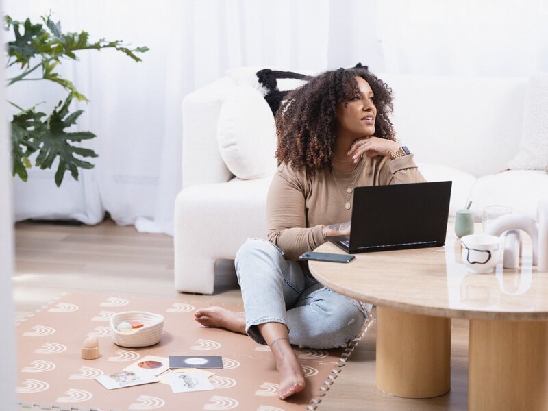 image of therapist Vanessa Leveile on a website about therapy for moms of color