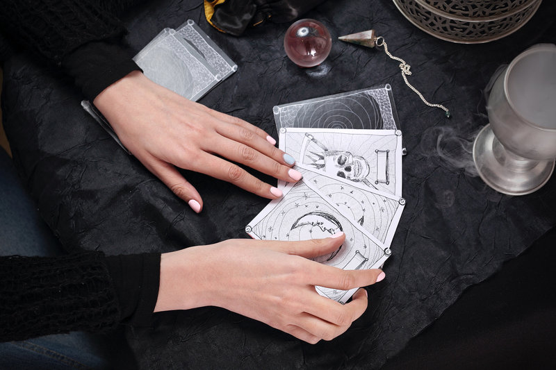 Hand-Tarot-Cards