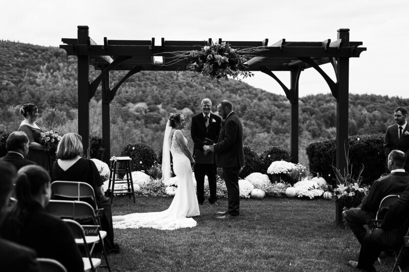 warfield-house-inn-berkshire-wedding-photography-40