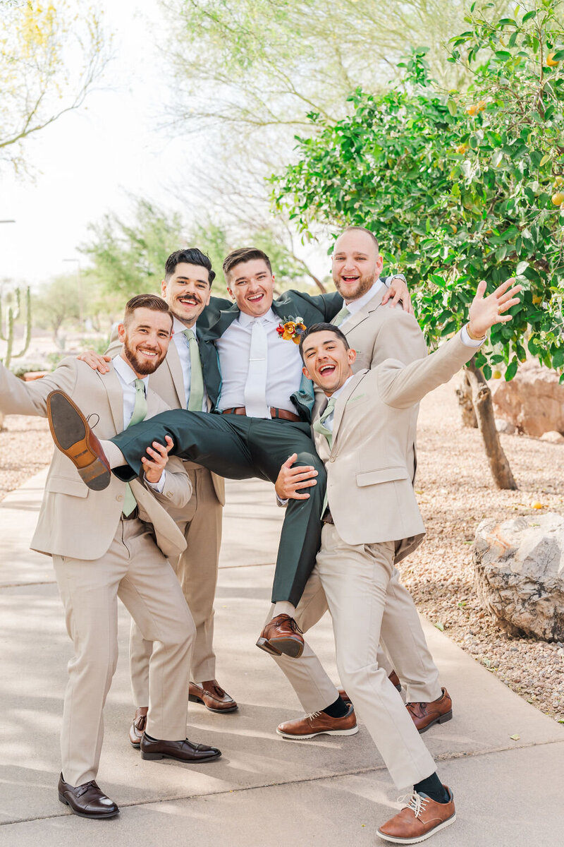 Amanda&Travis_sneakpeek-65