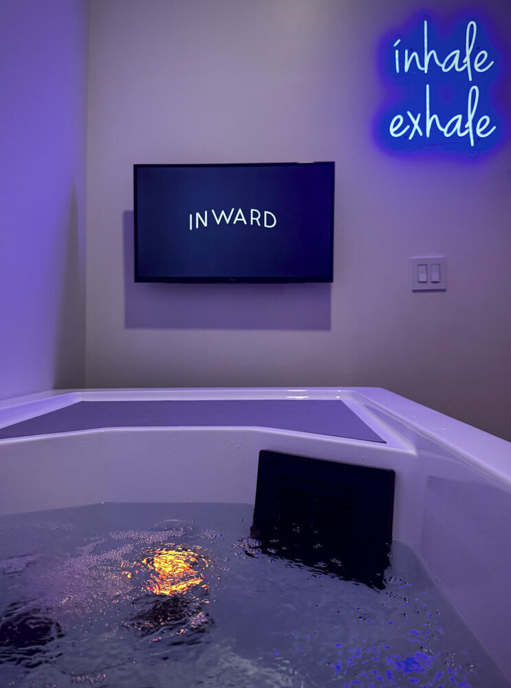 cold plunge room at Salix