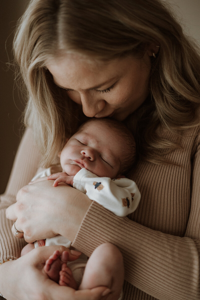 claire loughrey photography newborn 12
