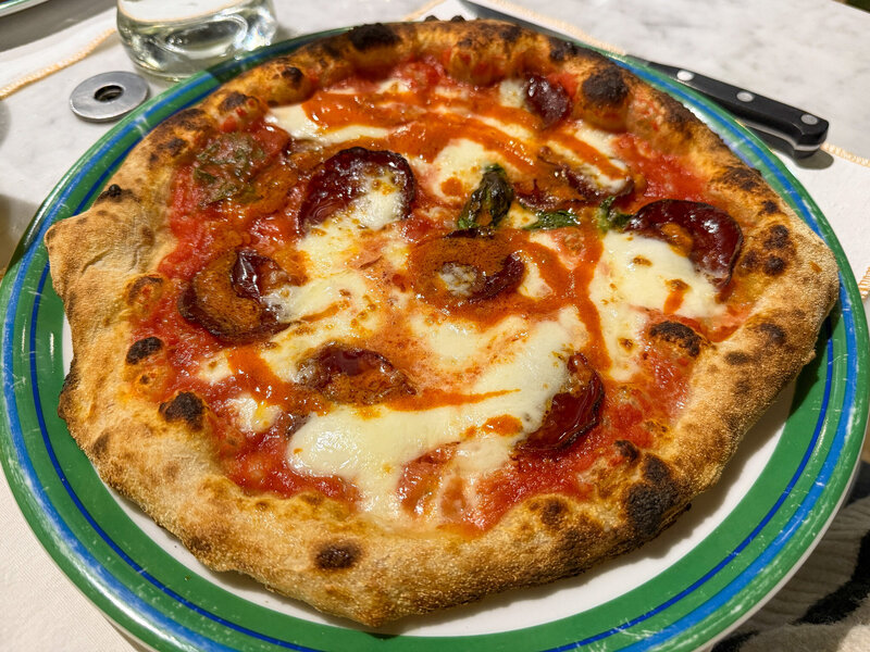 Pizza at FuocoFarina in Alba, Italy