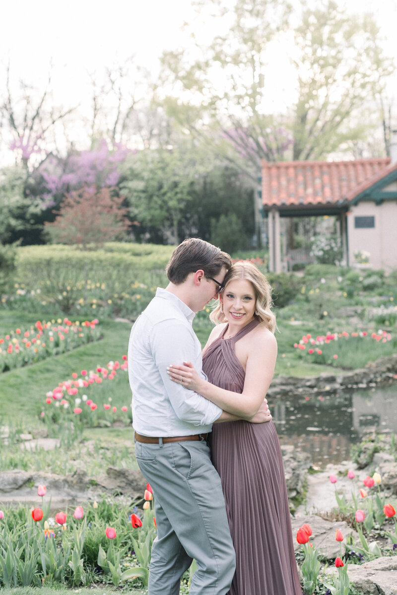 sarah-elizabeth-studio-ohio-wedding-photographer-alex-kayla-spring-session-1-4