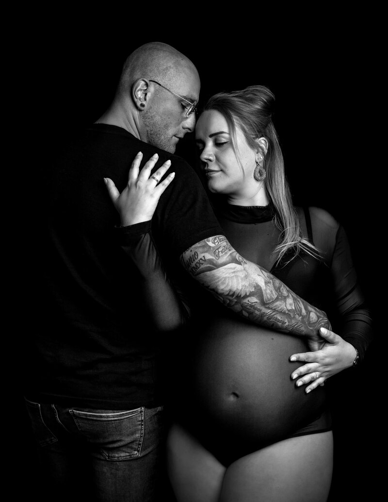 Zwangerschapsshoot in de studio