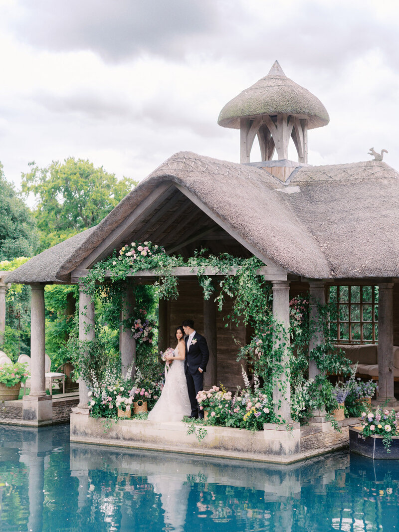 Euridge Manor, florist Flourish and Grace, ceremony flowers