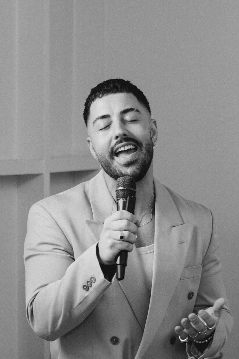 Hyde-House-Wedding-Photographer-Cotswolds-82