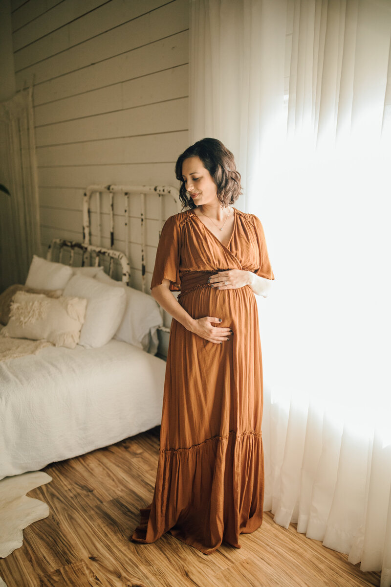 Maternity Photos in studio