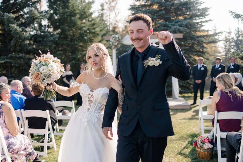 Edmonton Wedding Photos - Pine and Pond Wedding Venue (140)
