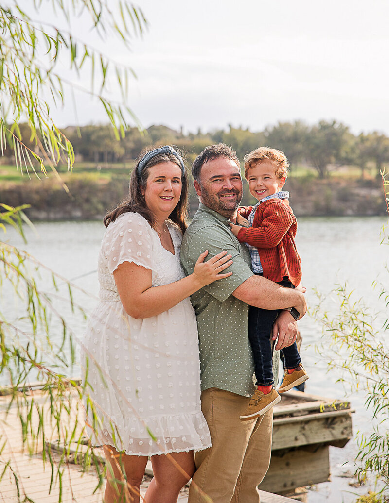 Fall.Mini.Session.Photographer.CedarPark.BrushyCreekLake.82
