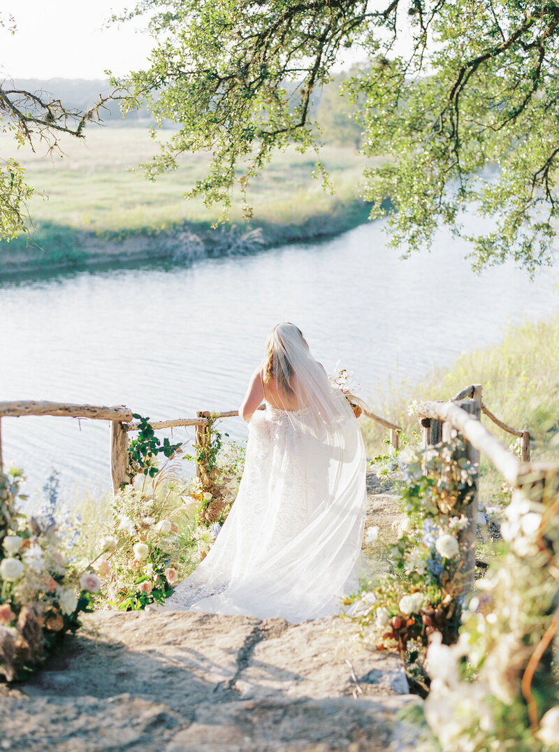 outdoor-austin-wedding-photographers-featherandtwine-75