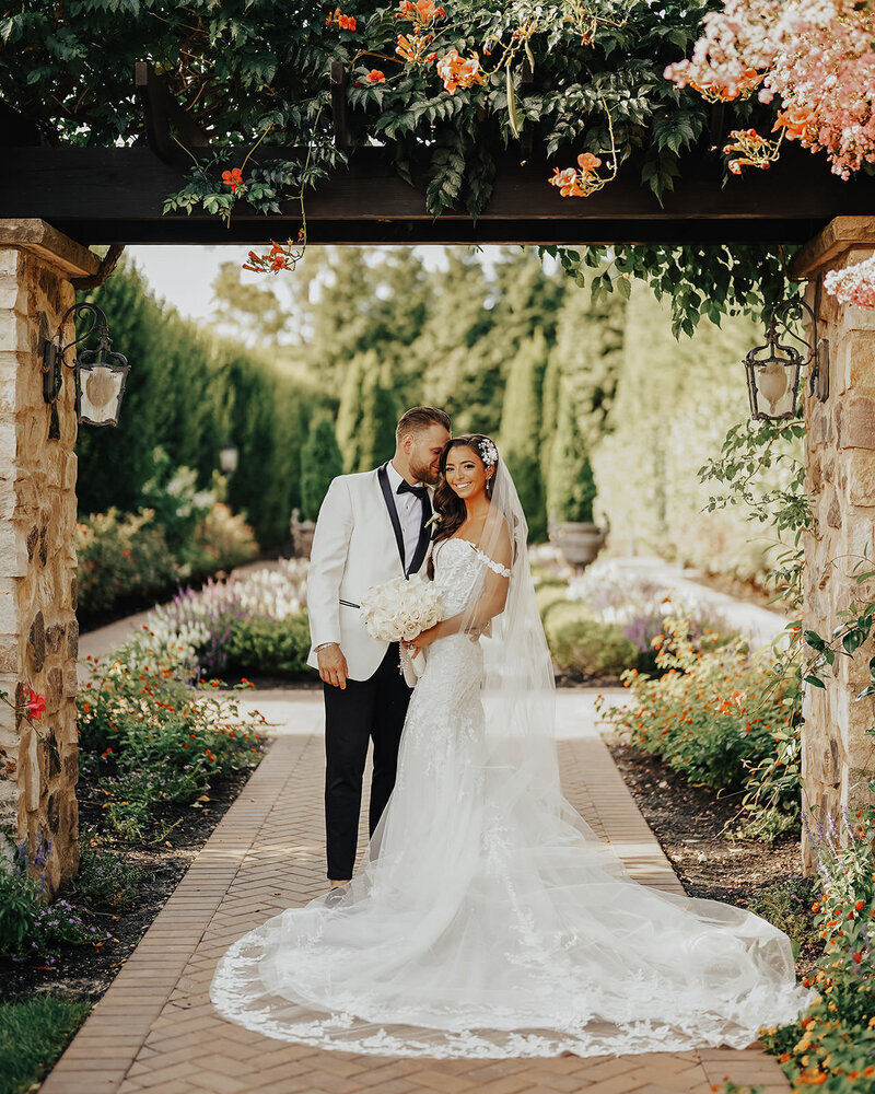 bride and groom at outdoor Long Island wedding venue