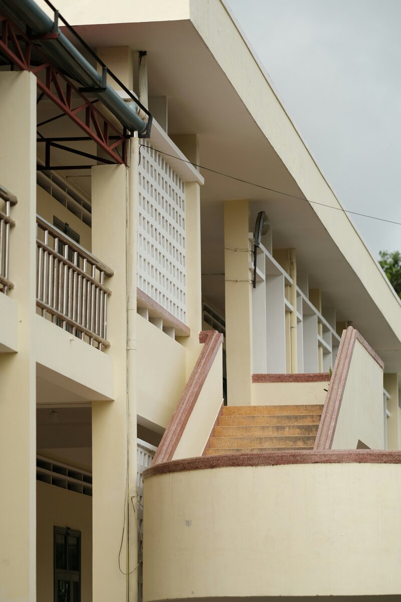 Modern Glass & Aluminum Railings in Boca Raton, South Florida