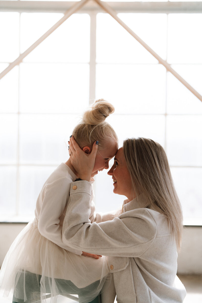 Moeder met dochter - fotoshoot in zevenbergen