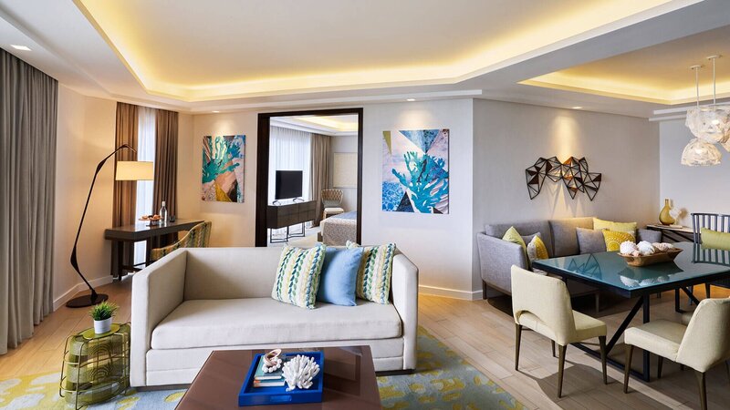 imgi_12_room-presidential-suite-1