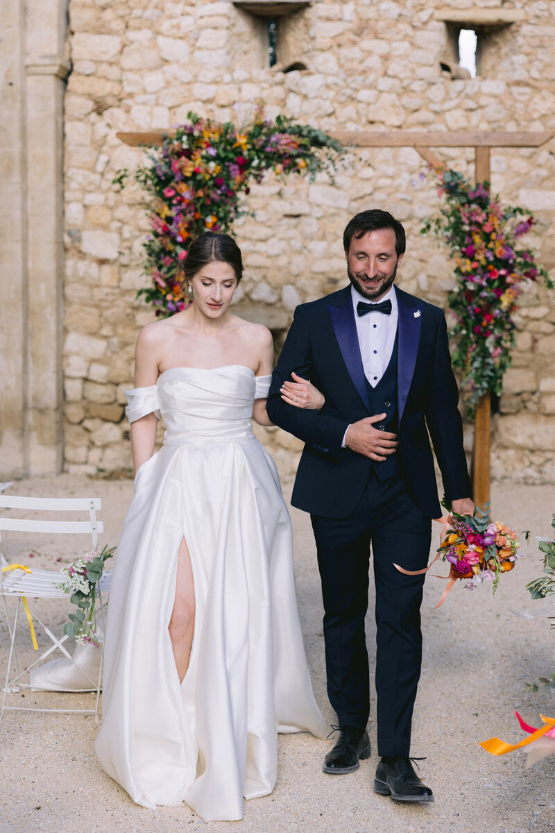 French wedding photographer Domaine de Sarson Grignan-057