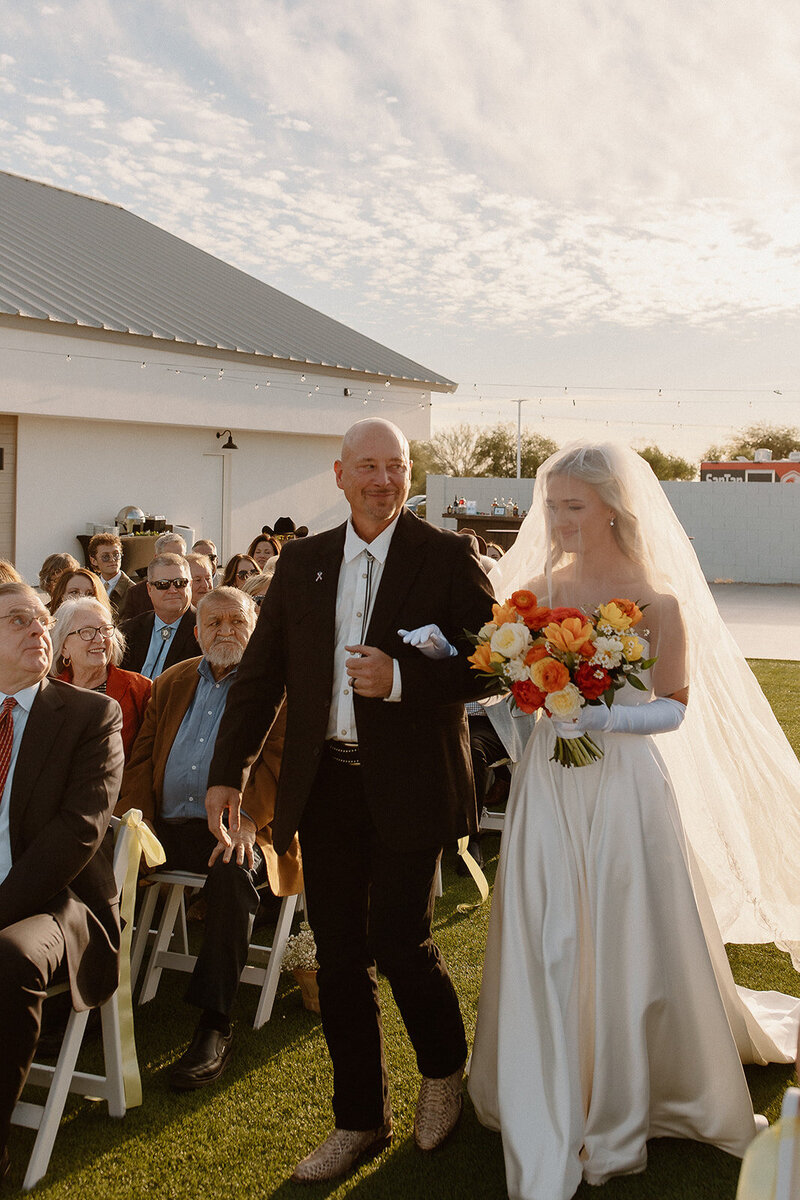 jami-oliver-wedding-preview-taylorraephotofilm-84