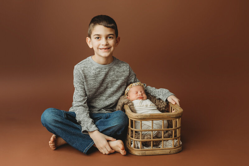 newborn-photography-family-harrisburg-photography-studio-21