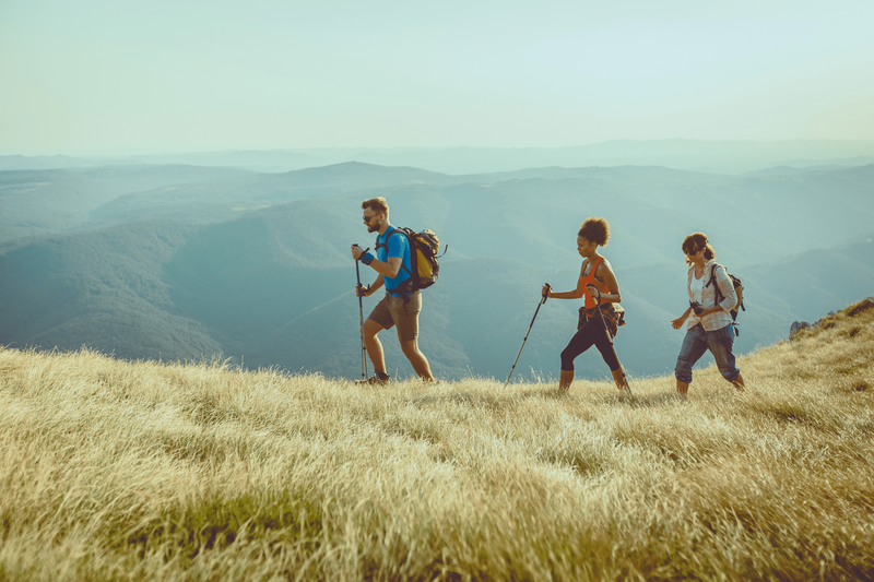 group hiking sanjeri