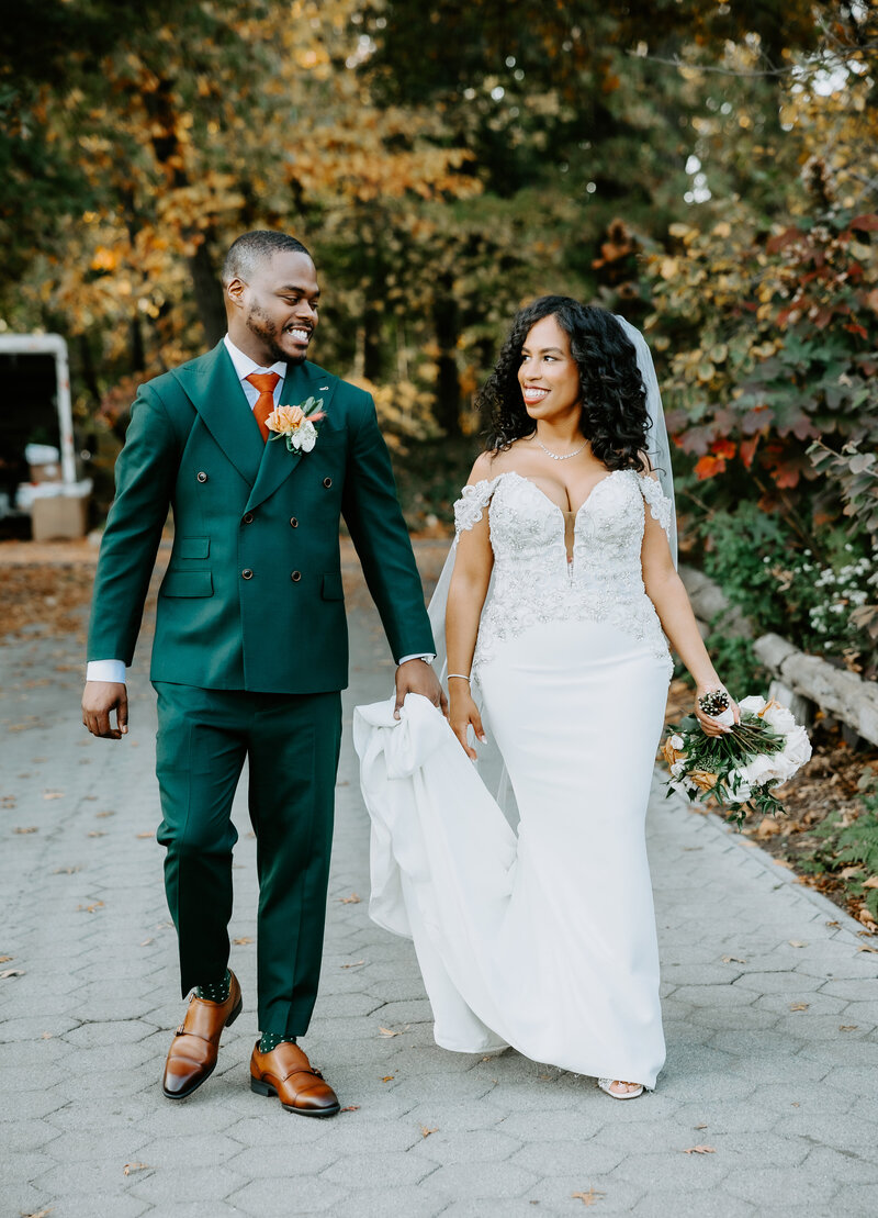 Cute bridal details of Intimate Micro Wedding styled shoot of wedding bouquet, bridal shoes, and boutonniere