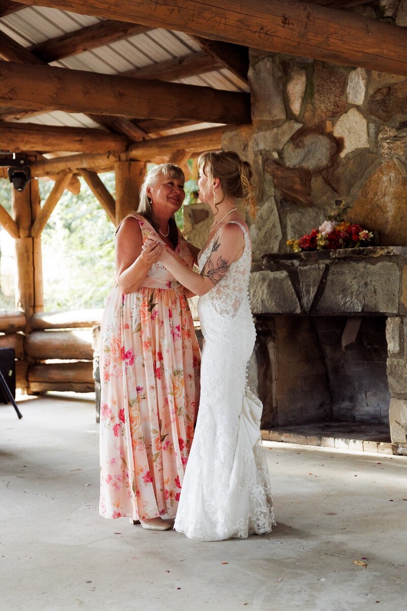 Luke & Madeline - Leavenworth, WA - Wedding Photography-53