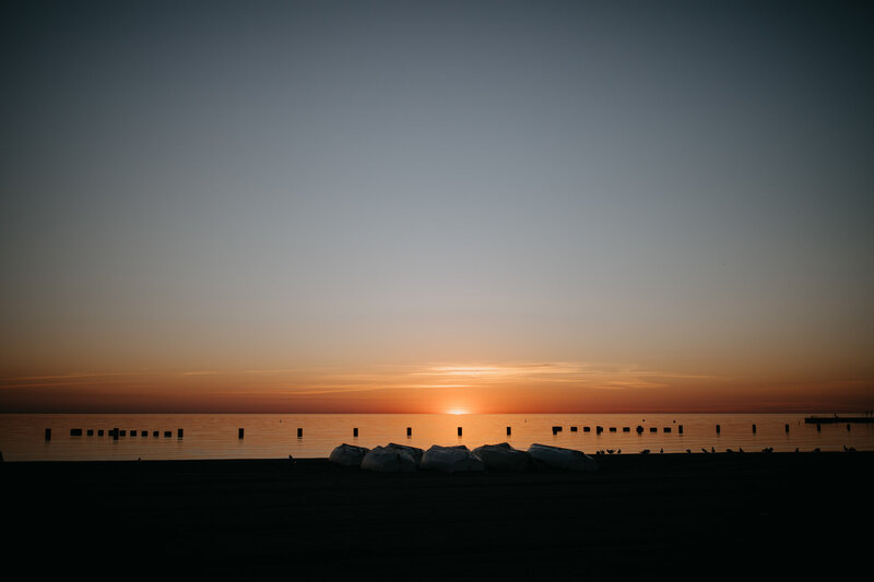 chicagosunriseelopementnorthavenuepier-16