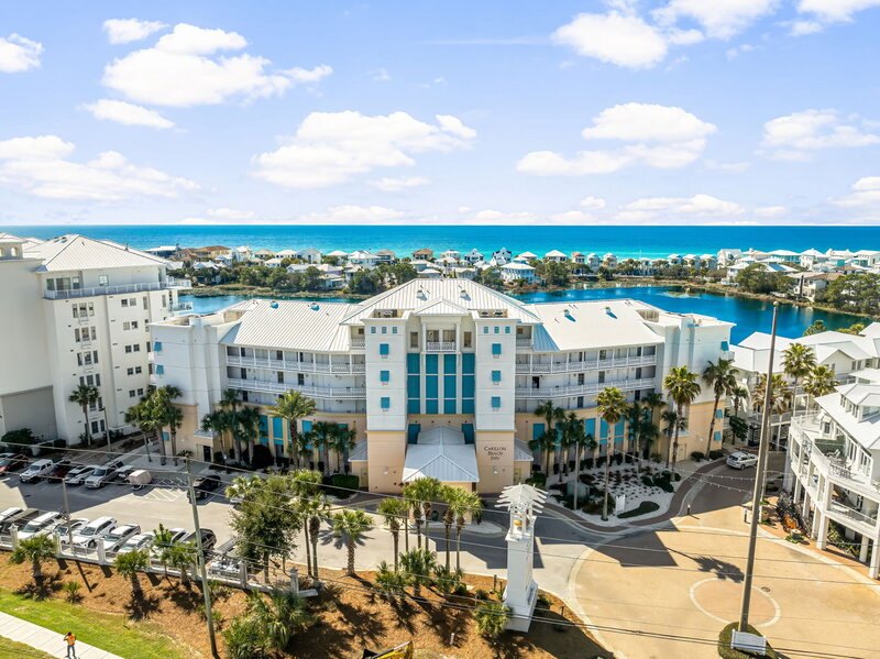Carillon Beach Inn entrance