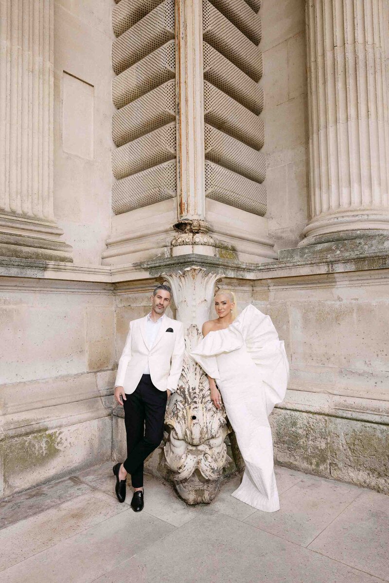 couple photoshoot in paris france 26