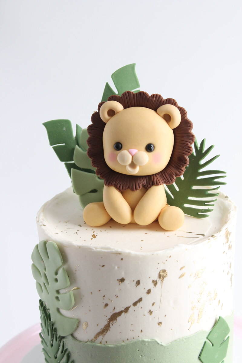 Lion Buddy Cake