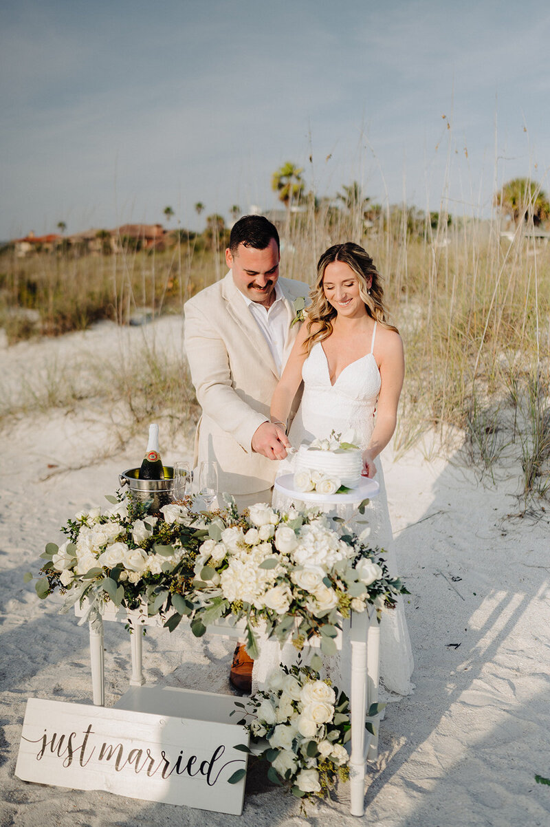 mcneile-photography-pass-a-grille-beach-elopement-chantilly-chic-celebrations-9
